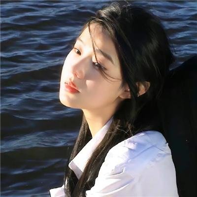 革命前夕的摩托车日记